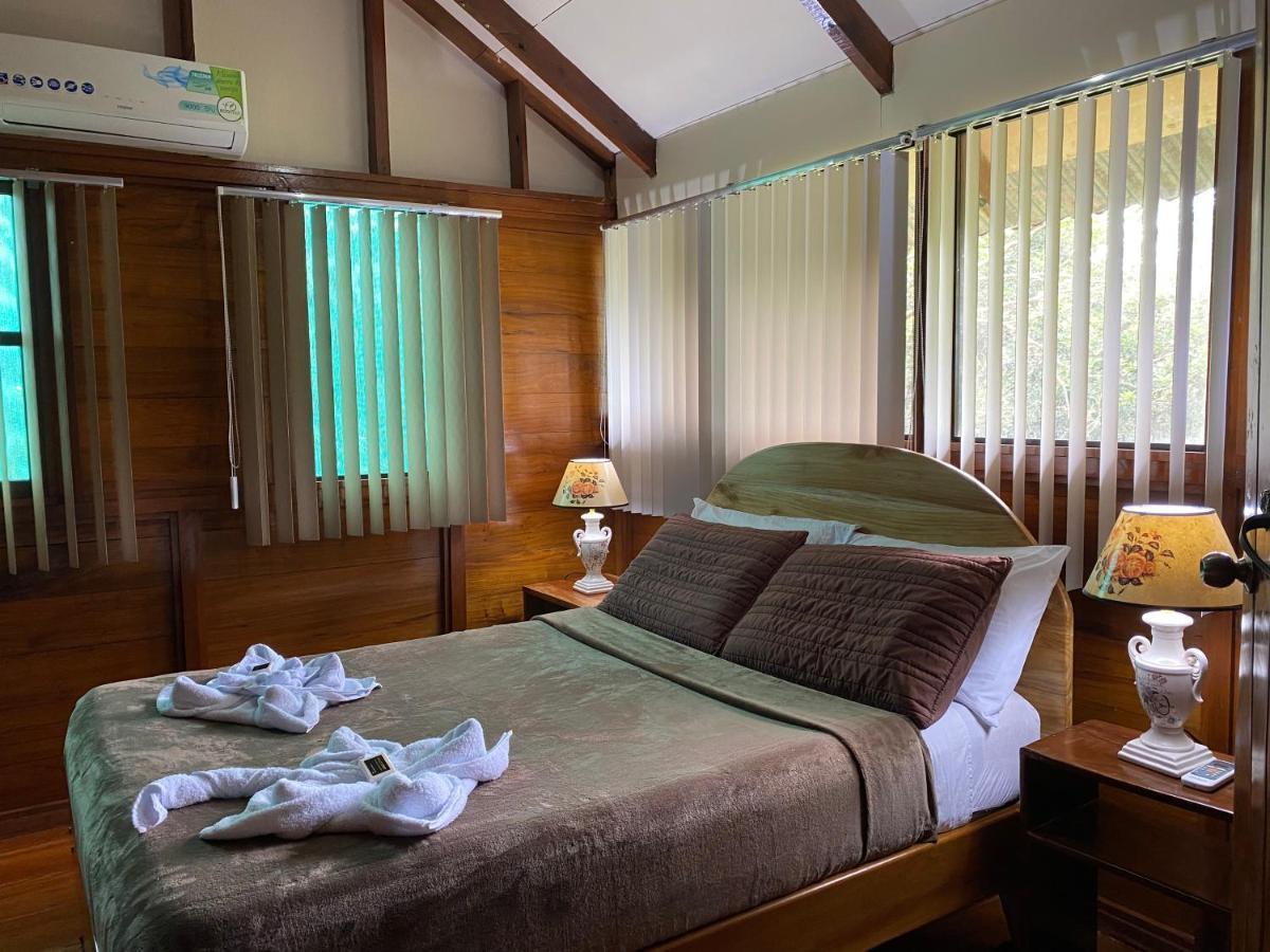 Cabana Ara Macao Lodge Drakes Bay Esterno foto